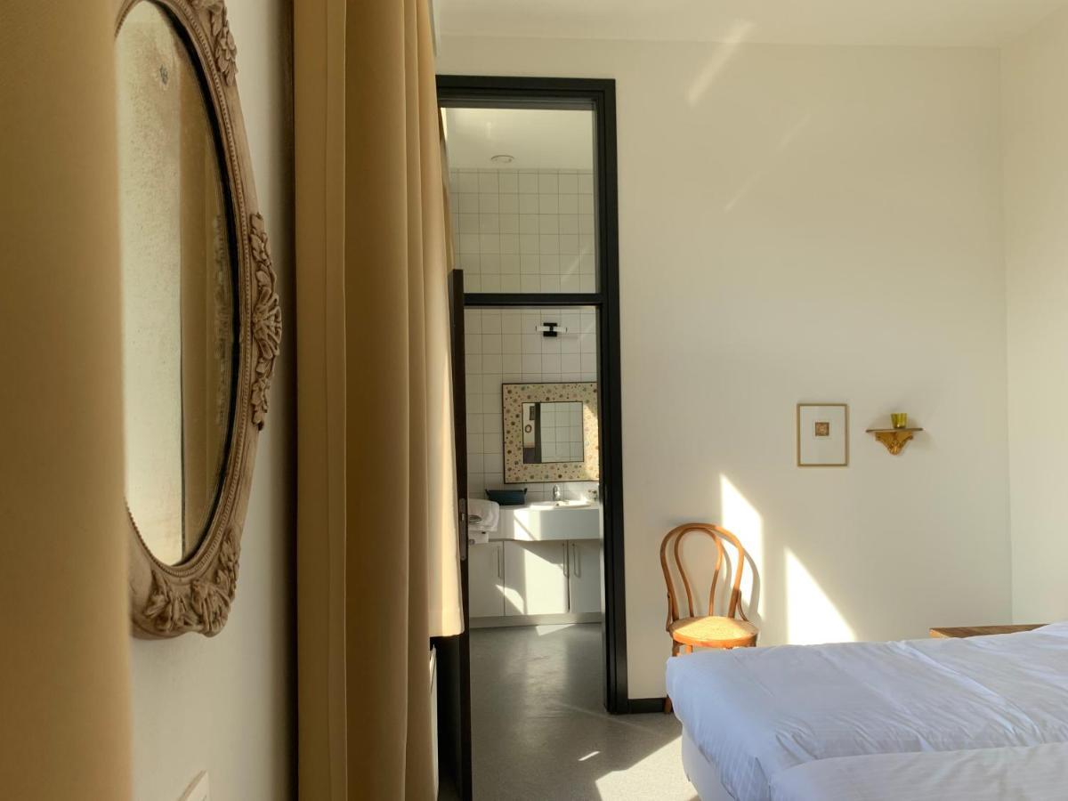 De Lotuspoort Met Mihr'S B&B In De Abdij Van Bornem Luaran gambar