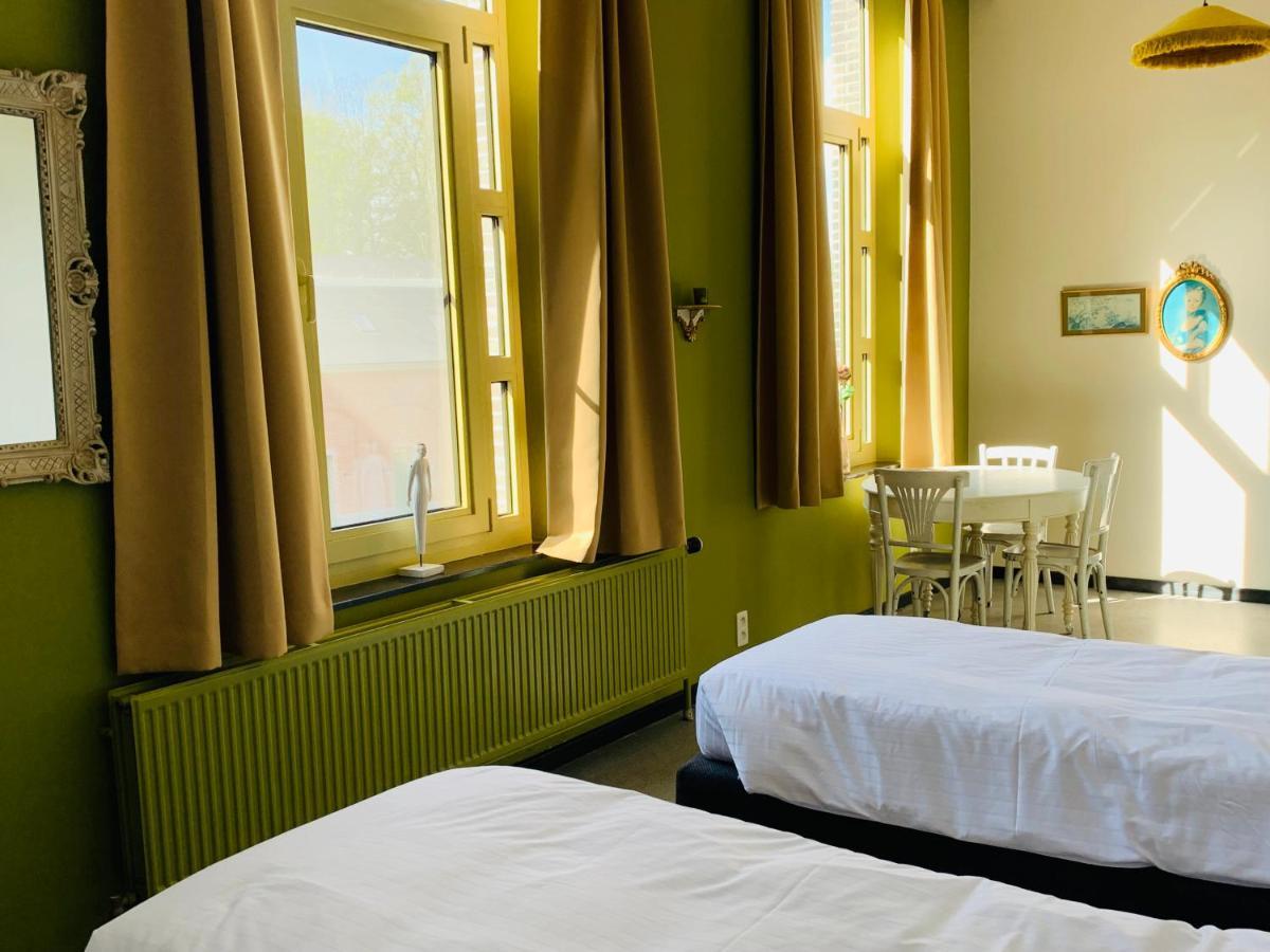 De Lotuspoort Met Mihr'S B&B In De Abdij Van Bornem Luaran gambar