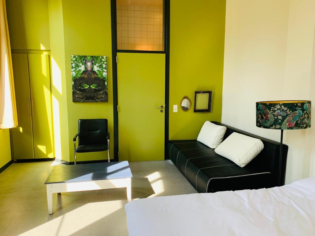 De Lotuspoort Met Mihr'S B&B In De Abdij Van Bornem Luaran gambar