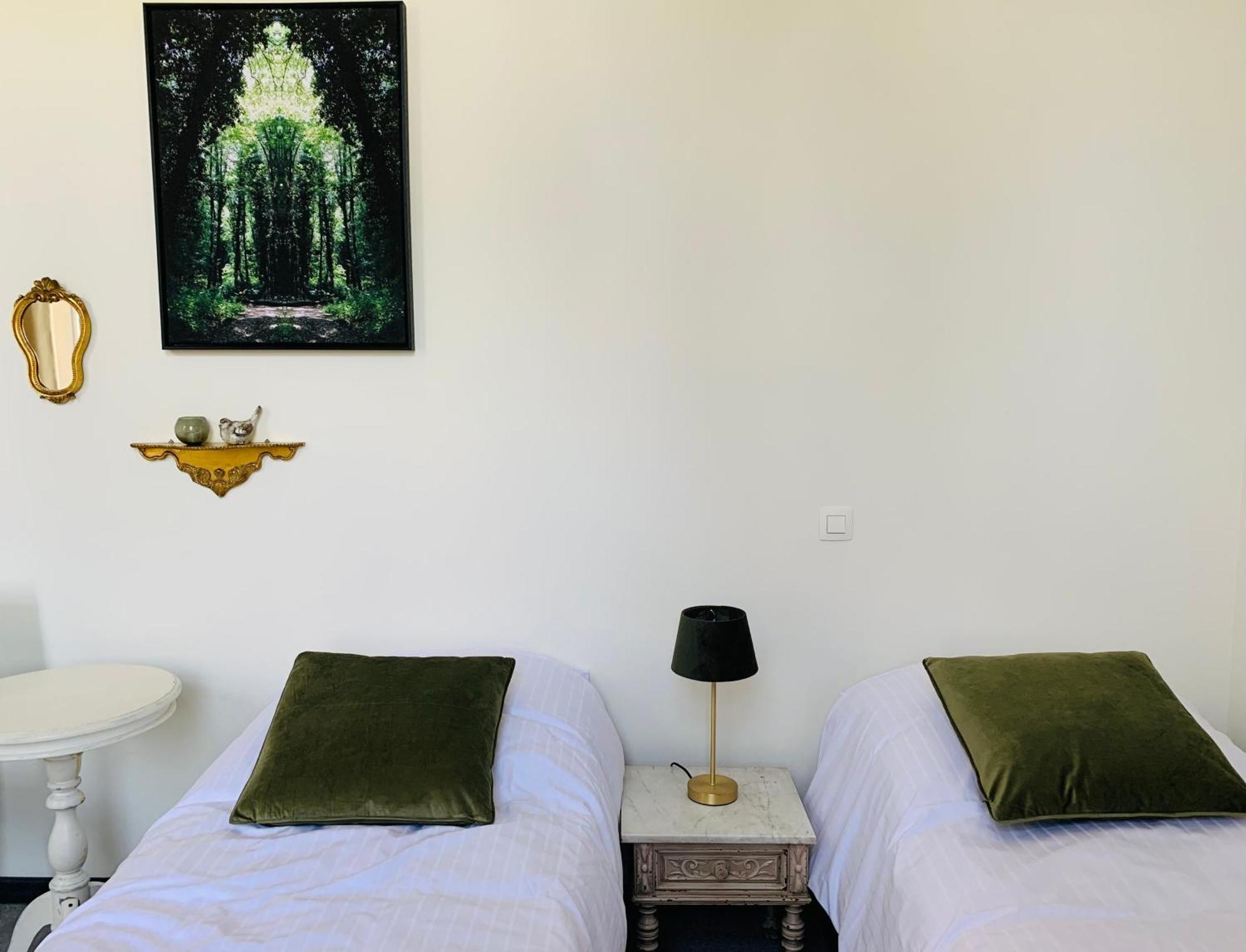 De Lotuspoort Met Mihr'S B&B In De Abdij Van Bornem Luaran gambar