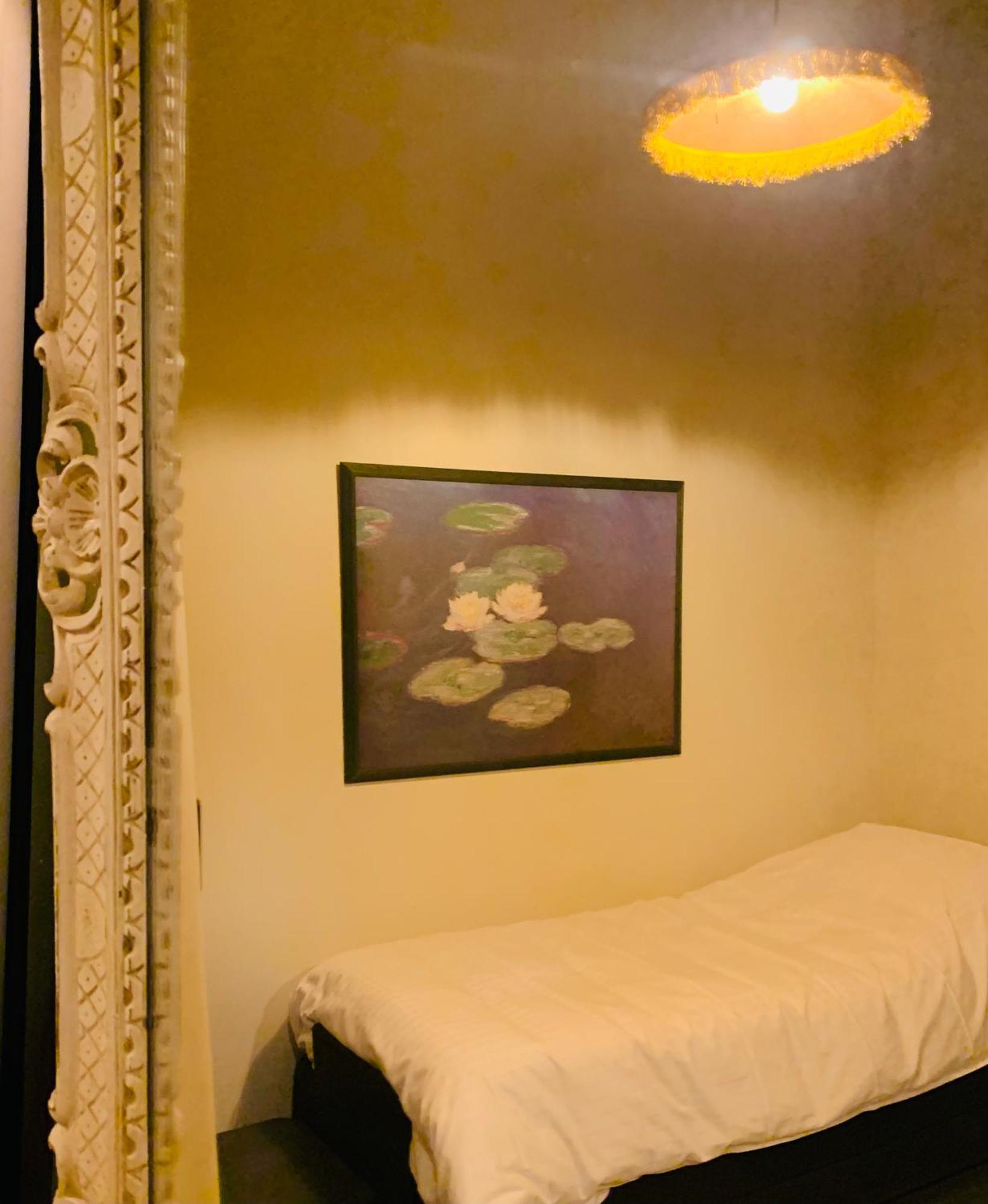 De Lotuspoort Met Mihr'S B&B In De Abdij Van Bornem Luaran gambar